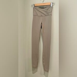 Lululemon V Waist‎ Leggings Size 2